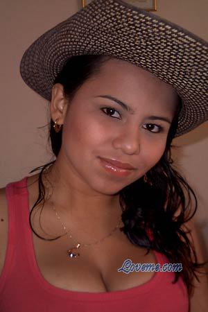 121702 - Lizeth Age: 34 - Colombia