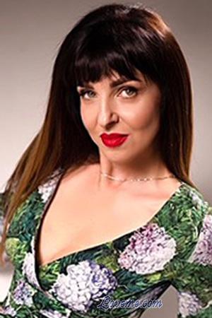 221685 - Viktoriia Age: 47 - Ukraine