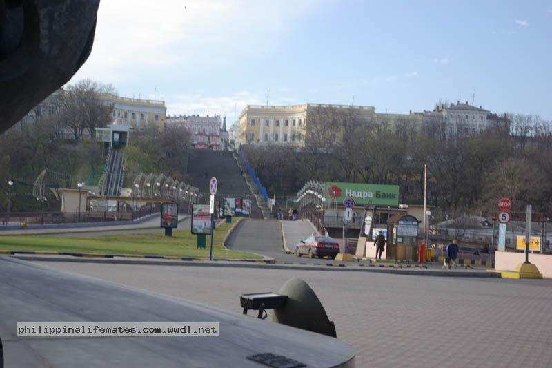 ukraine-women-12-08-067